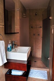 Ayenda Suites Cuija