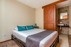 Ayenda Suites Cuija