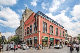 Barrio Downtown Mexico City Hostel