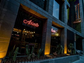 Cadillac Hotel Boutique