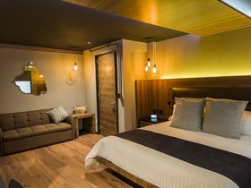 Cadillac Hotel Boutique