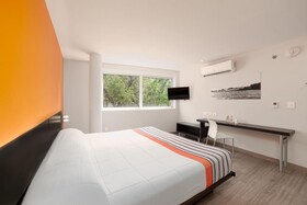 City Express Junior CDMX Sullivan