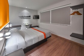 City Express Junior CDMX Sullivan