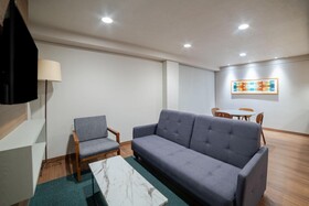 City Express Suites by Marriott Ciudad de México Anzures
