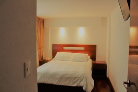 Condesa Suites