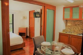 Condesa Suites
