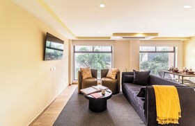 Grand Chapultepec by Kukun