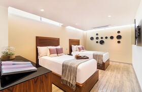 Grand Chapultepec by Kukun