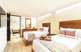 Grand Chapultepec by Kukun