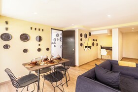 Grand Chapultepec by Kukun