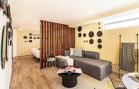 Grand Chapultepec by Kukun