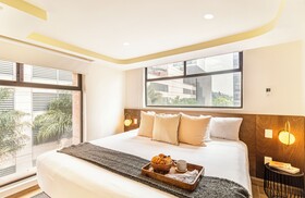 Grand Chapultepec by Kukun