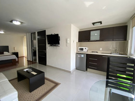 Grupo Kings Suites Chimborazo 567