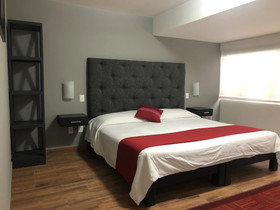 Grupo Kings Suites Horacio 1525