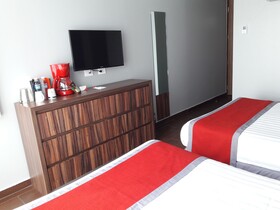 Hotel Block Suites