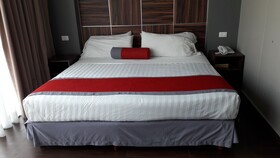 Hotel Block Suites