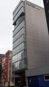 Hotel Block Suites