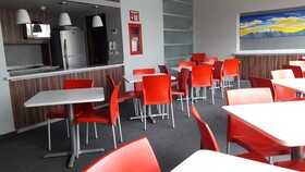 Hotel Block Suites