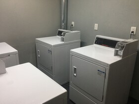 Hotel Block Suites