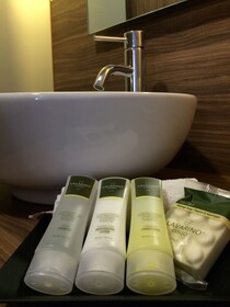 Hotel Block Suites