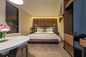Hotel Casa Nou