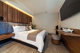 Hotel Casa Nou