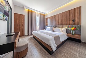 Hotel Casa Nou