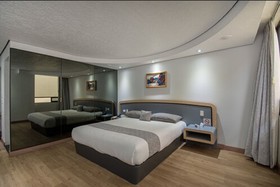 Hotel Embassy