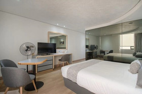 Hotel Embassy