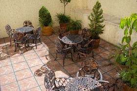 Hotel Embassy
