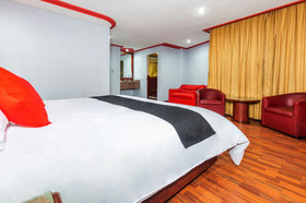 Hotel Estrella de Oriente by OYO Rooms