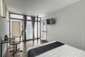 Hotel Singular
