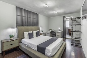 Hotel Singular