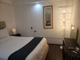 Hotel Singular