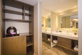 ISAAYA Hotel Boutique