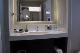 ISAAYA Hotel Boutique