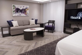 ISAAYA Hotel Boutique