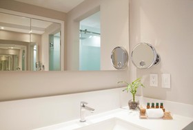 ISAAYA Hotel Boutique