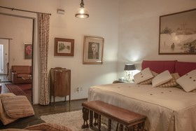 JavierInn Suites