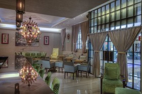 Marquis Reforma