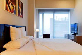 Plaza Suites