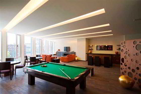 Plaza Suites