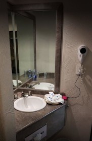 Porto Novo Hotel & Suites