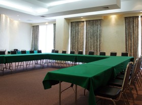 Porto Novo Hotel & Suites