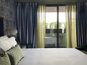 Pug Seal Anatole France