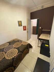 Roomies Hostel Centro Medico