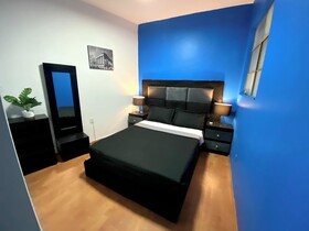 Roomies Hotel World Trade Center