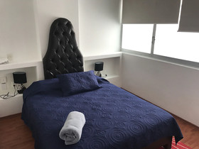 Shakespeare Apartment