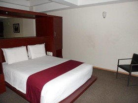 Suites Capri – Reforma 410