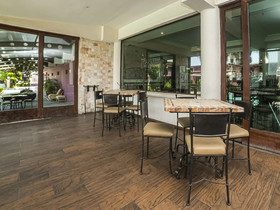 Las Iglesias by OYO Rooms